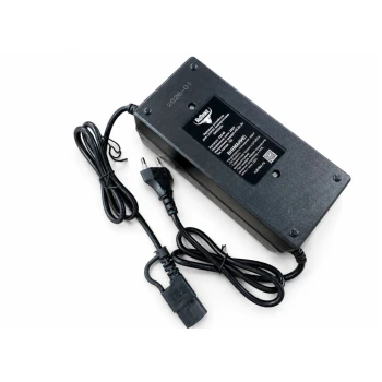 Зарядное устройство Rutrike для LiFePo4 аккумуляторов 60V32A/H (73V 5A) C13